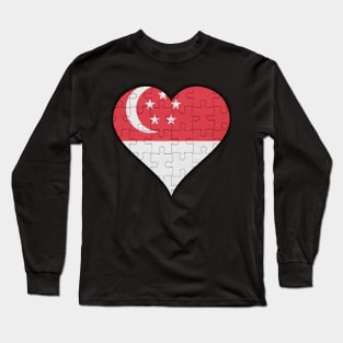 Singaporean Jigsaw Puzzle Heart Design - Gift for Singaporean With Singapore Roots Long Sleeve T-Shirt